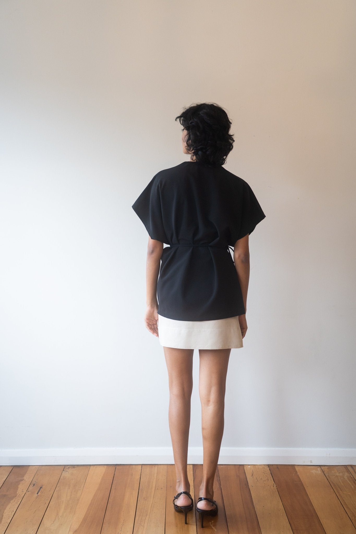 001 Top - E L O I S E