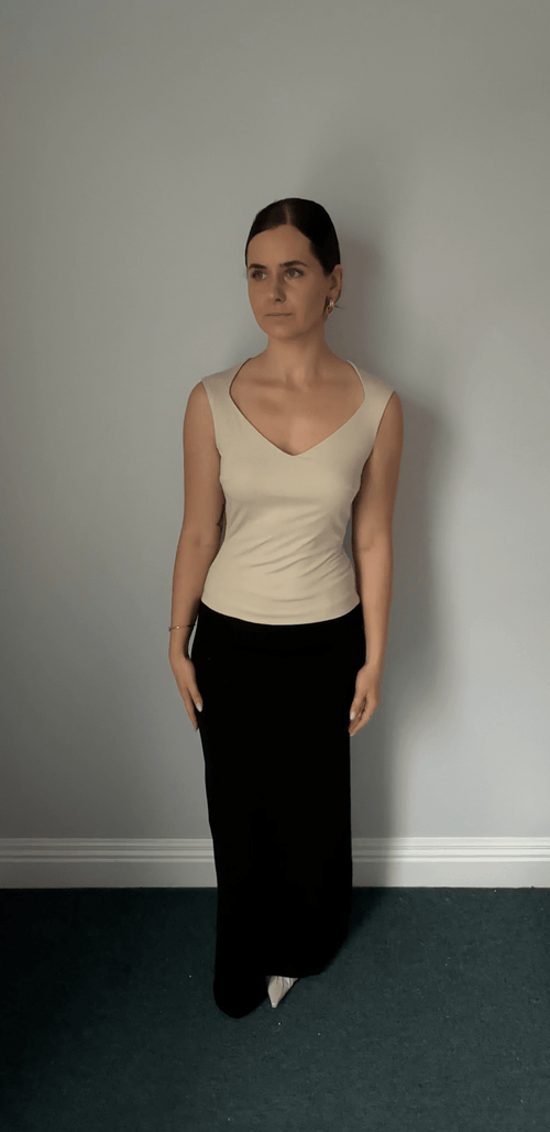 002 Top - E L O I S E